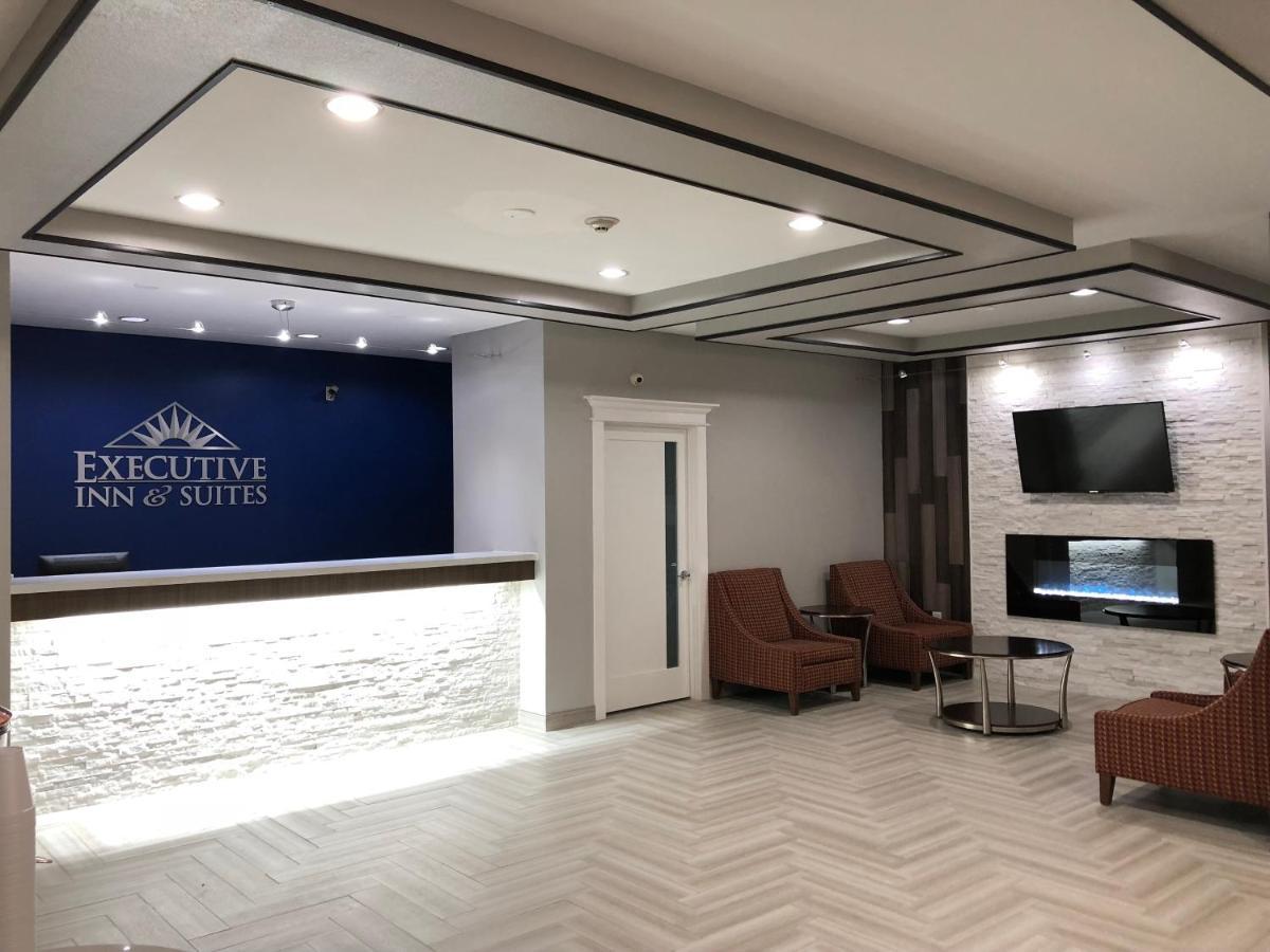 Executive Inn And Suites Joaquin Εξωτερικό φωτογραφία