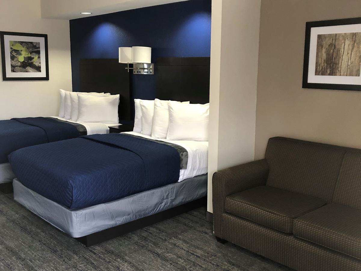 Executive Inn And Suites Joaquin Εξωτερικό φωτογραφία