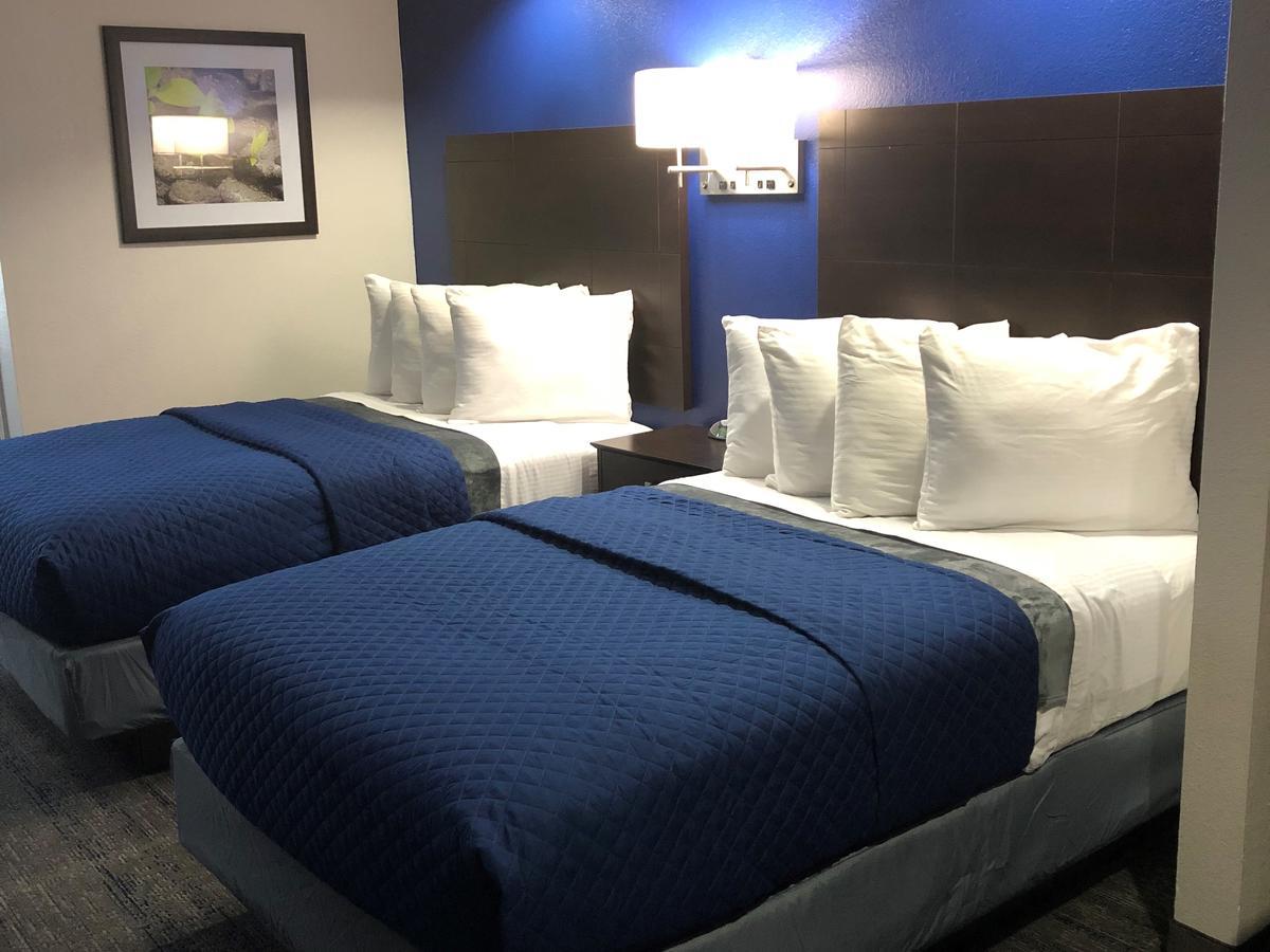 Executive Inn And Suites Joaquin Εξωτερικό φωτογραφία